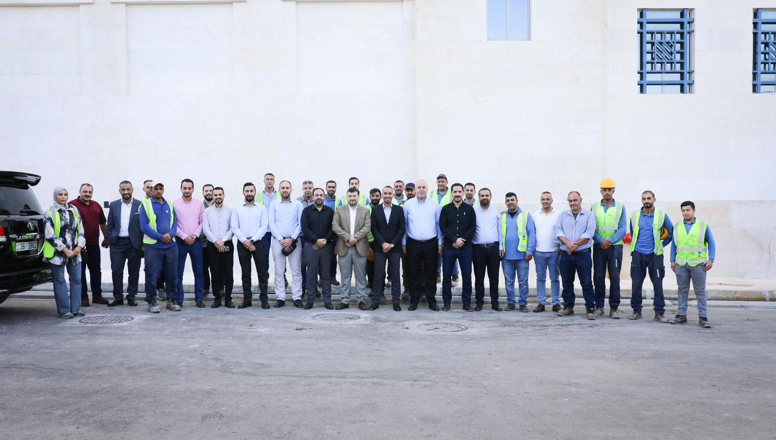 كهرباء إربد تنهي الأعمال الفنية الخاصة بتزويد التيار الكهربائي لمستشفى الأميرة بسمة الجديد